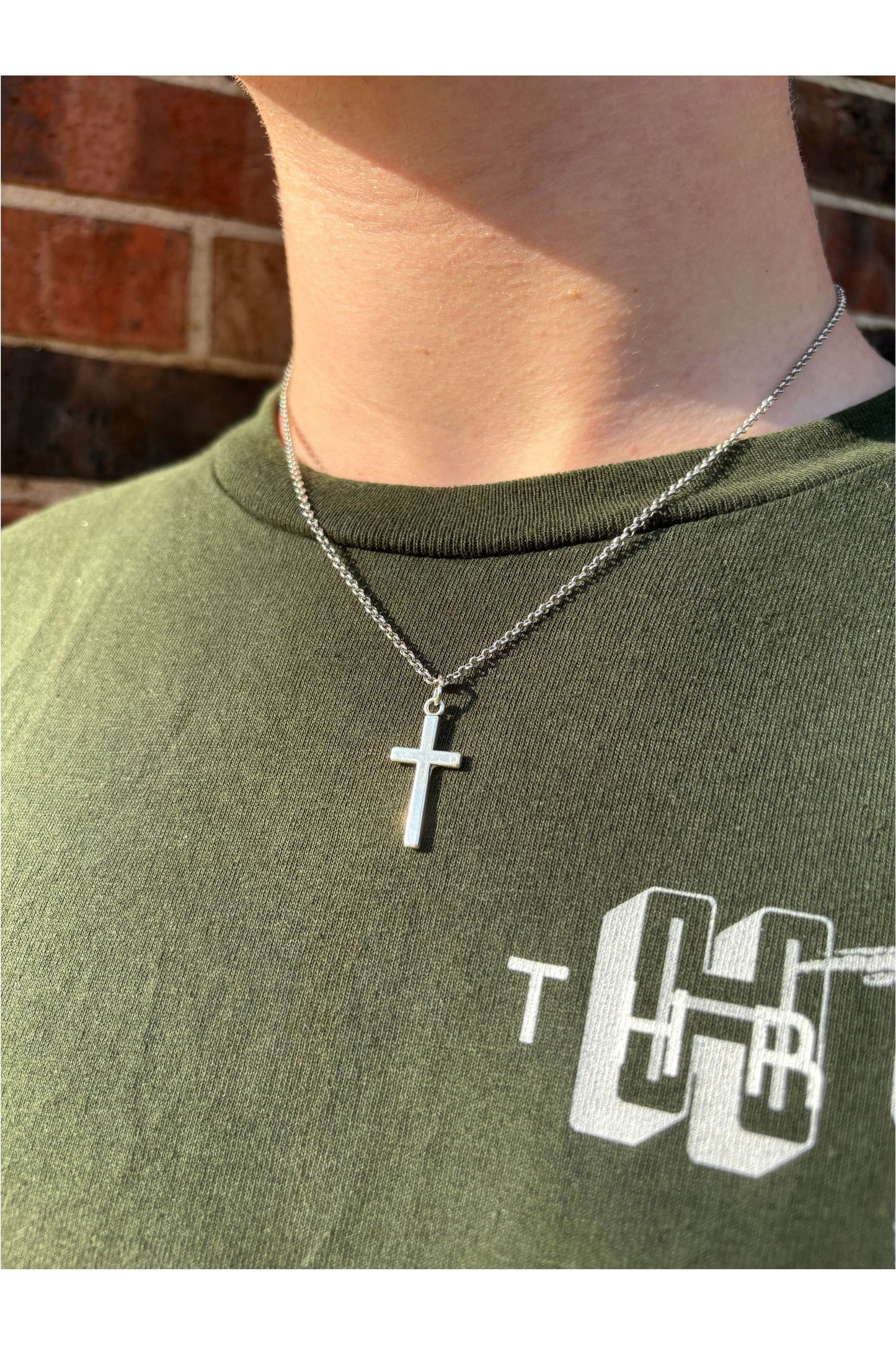 Classic Silver Cross Chain Necklace